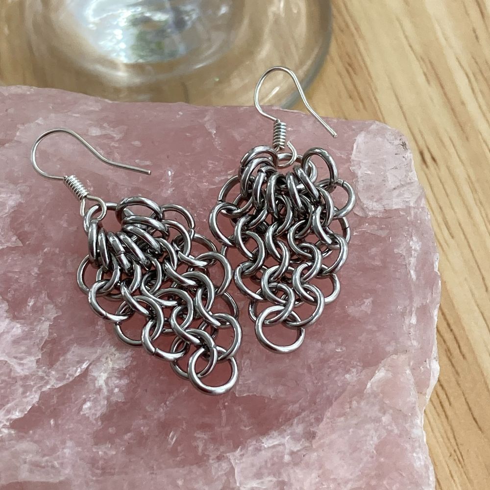 chainmail-earrings