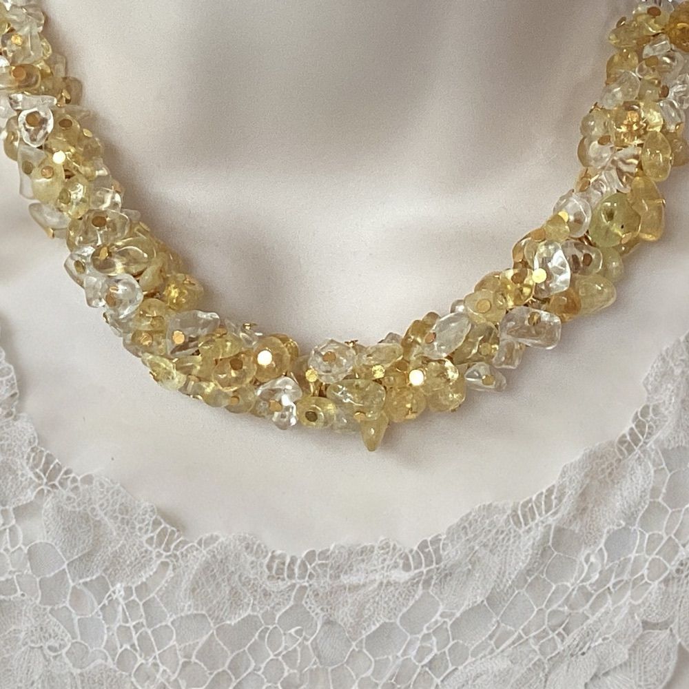 gemstone-necklace-designs