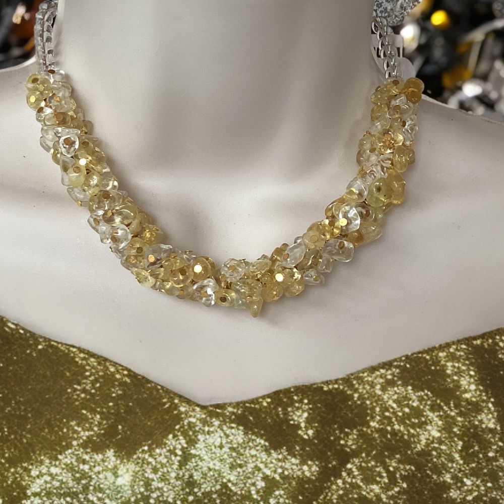 gemstone-necklace-designs