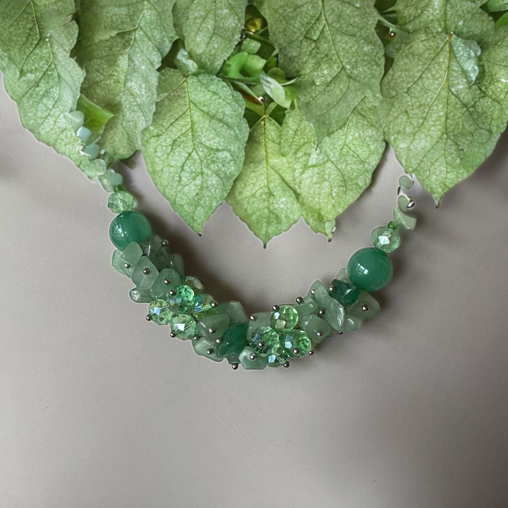gemstone-necklace-designs