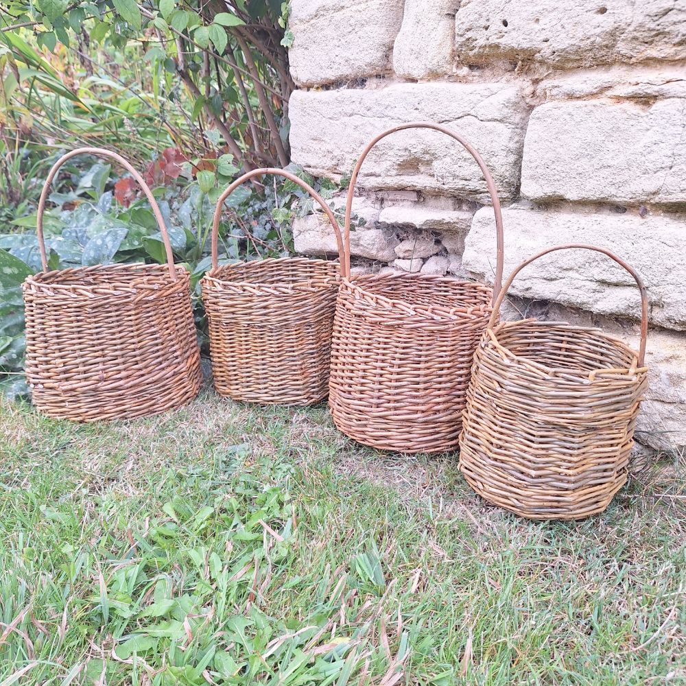 Handmade Willow Berry Basket – Woven Foraging Basket