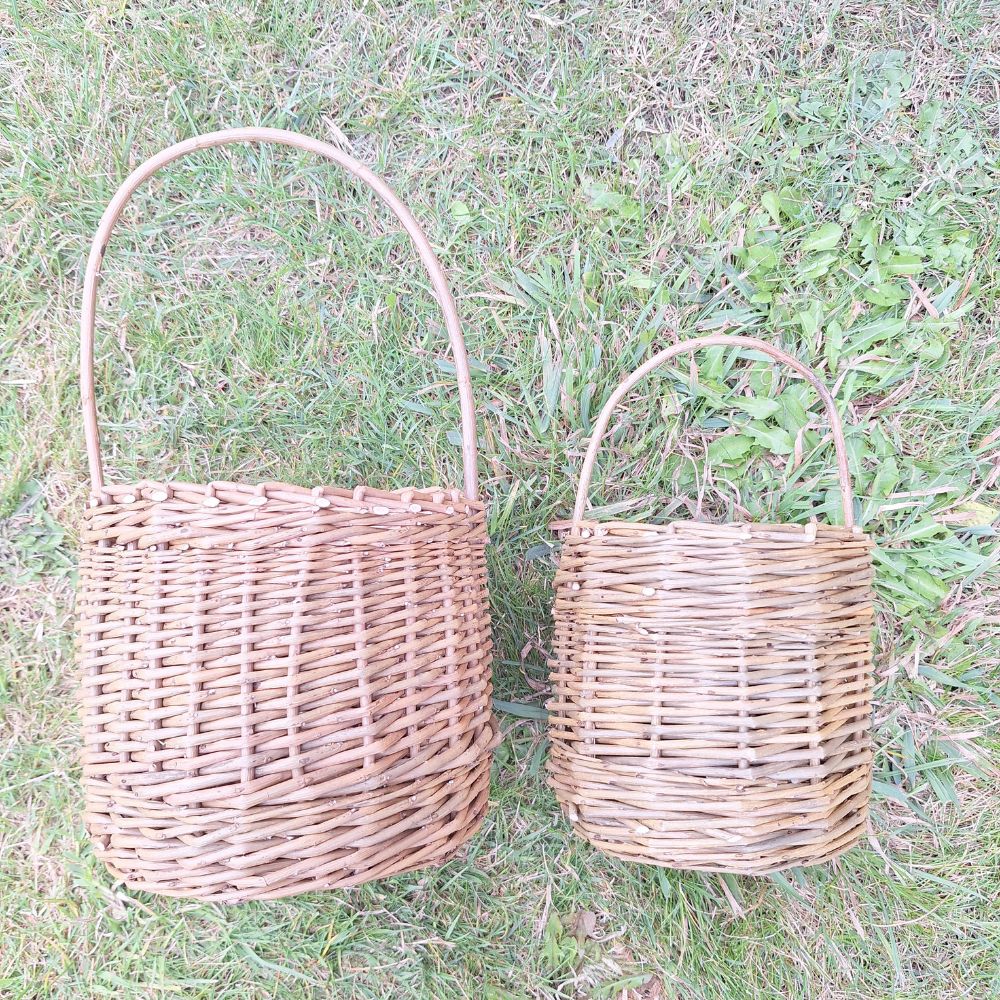 Handmade Willow Berry Basket – Woven Foraging Basket