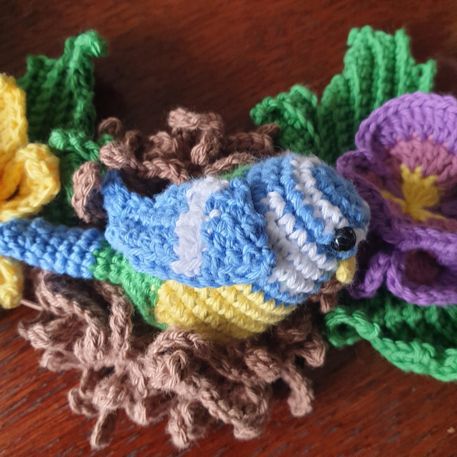 spring-wreath-for-front-door 