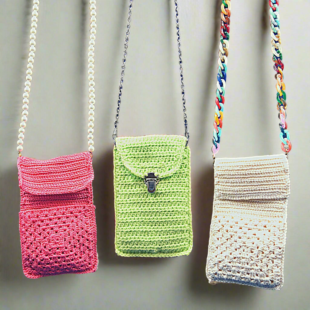 crochet phone pouch