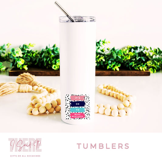 drinks tumbler with straw