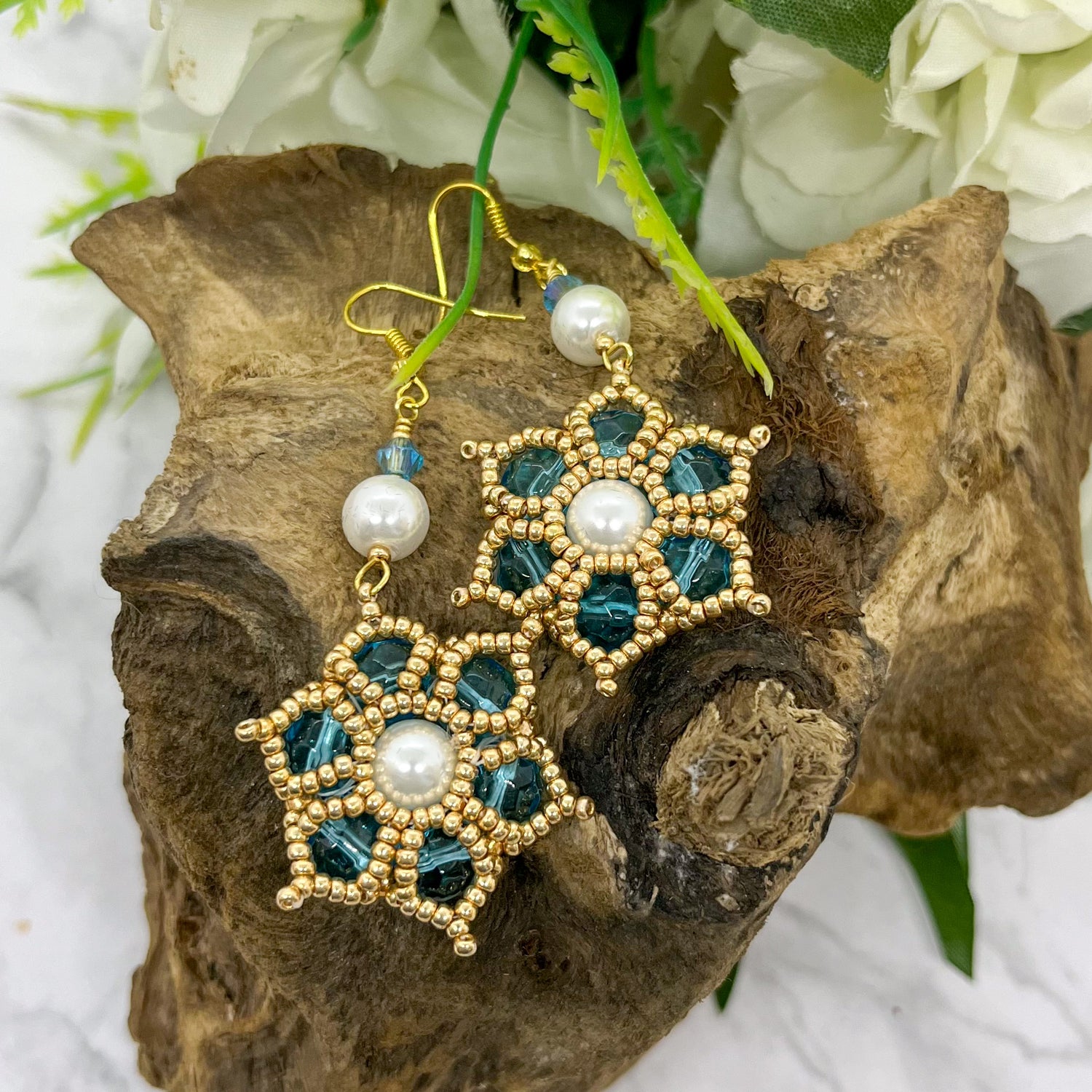 floral-necklace