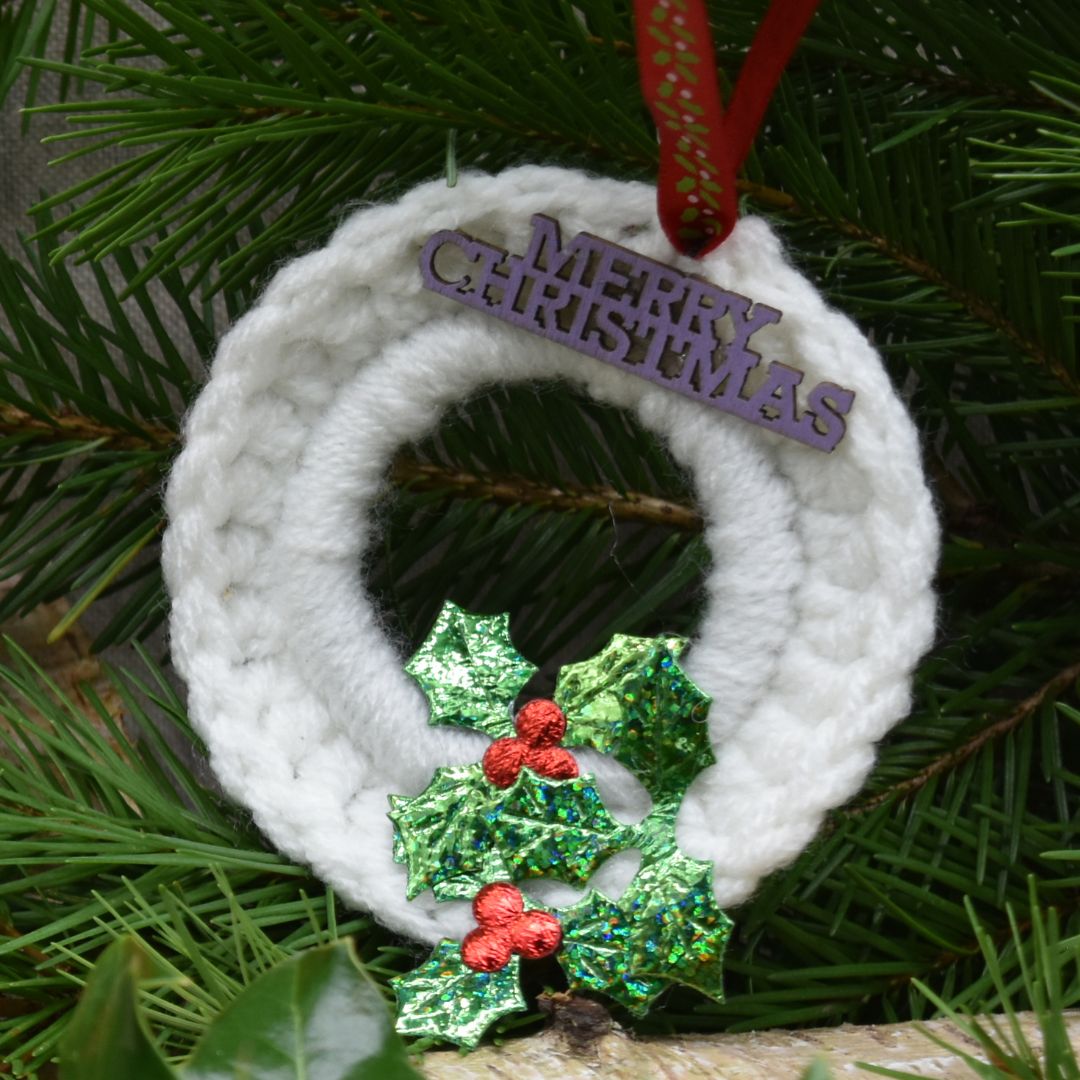 mini-christmas-wreaths