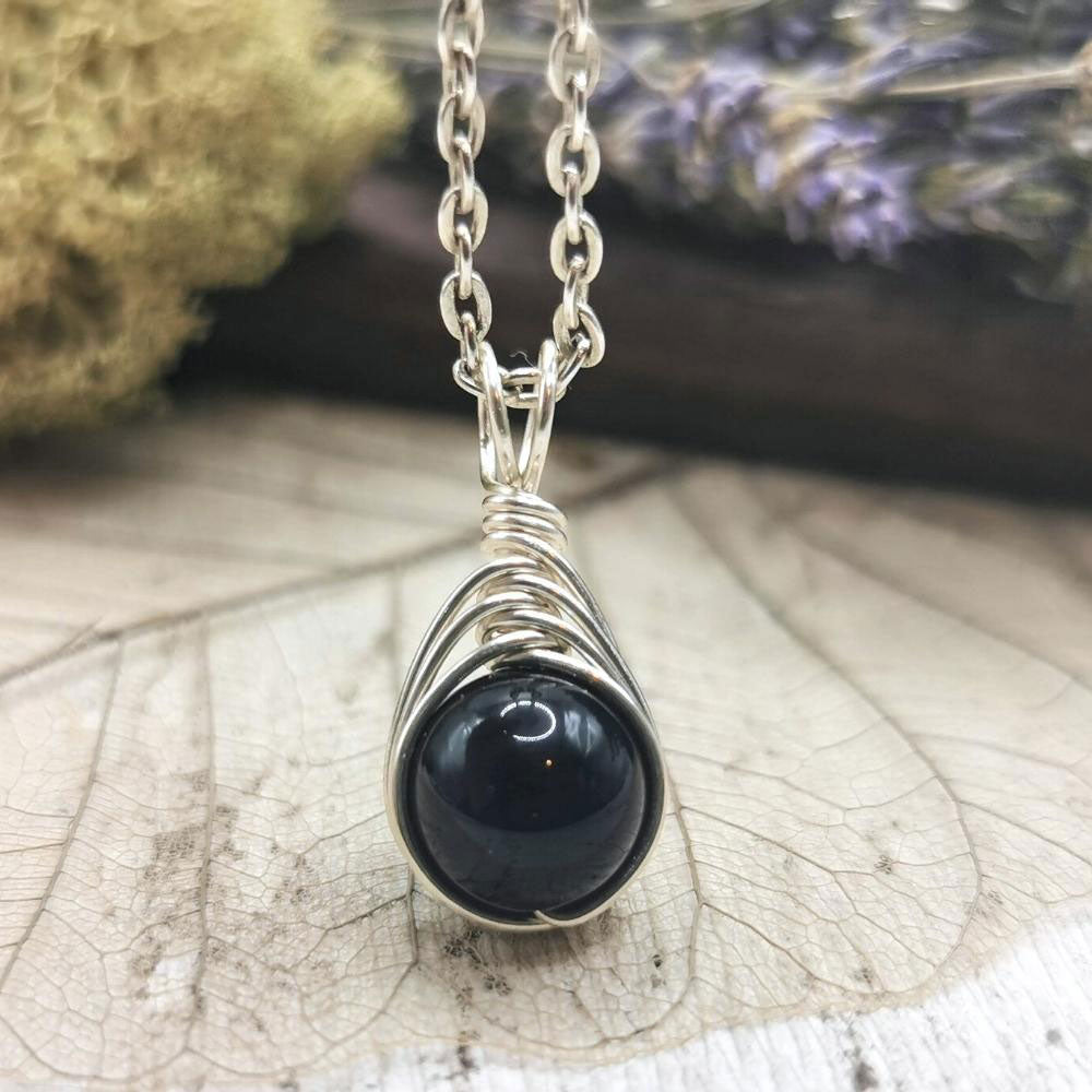 birth-necklace