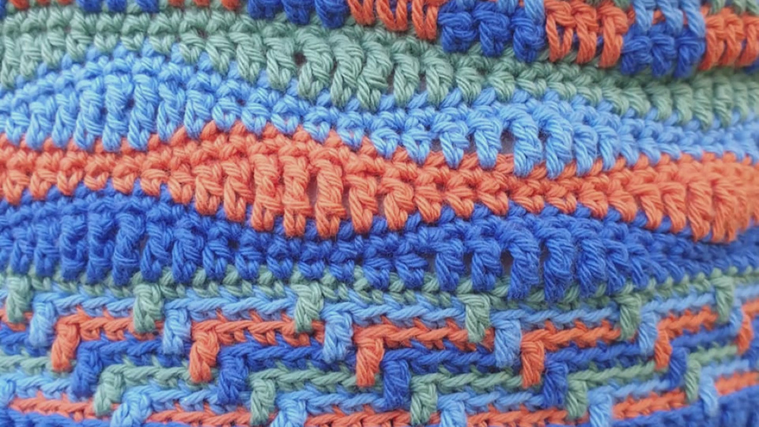 crochet-halter-top