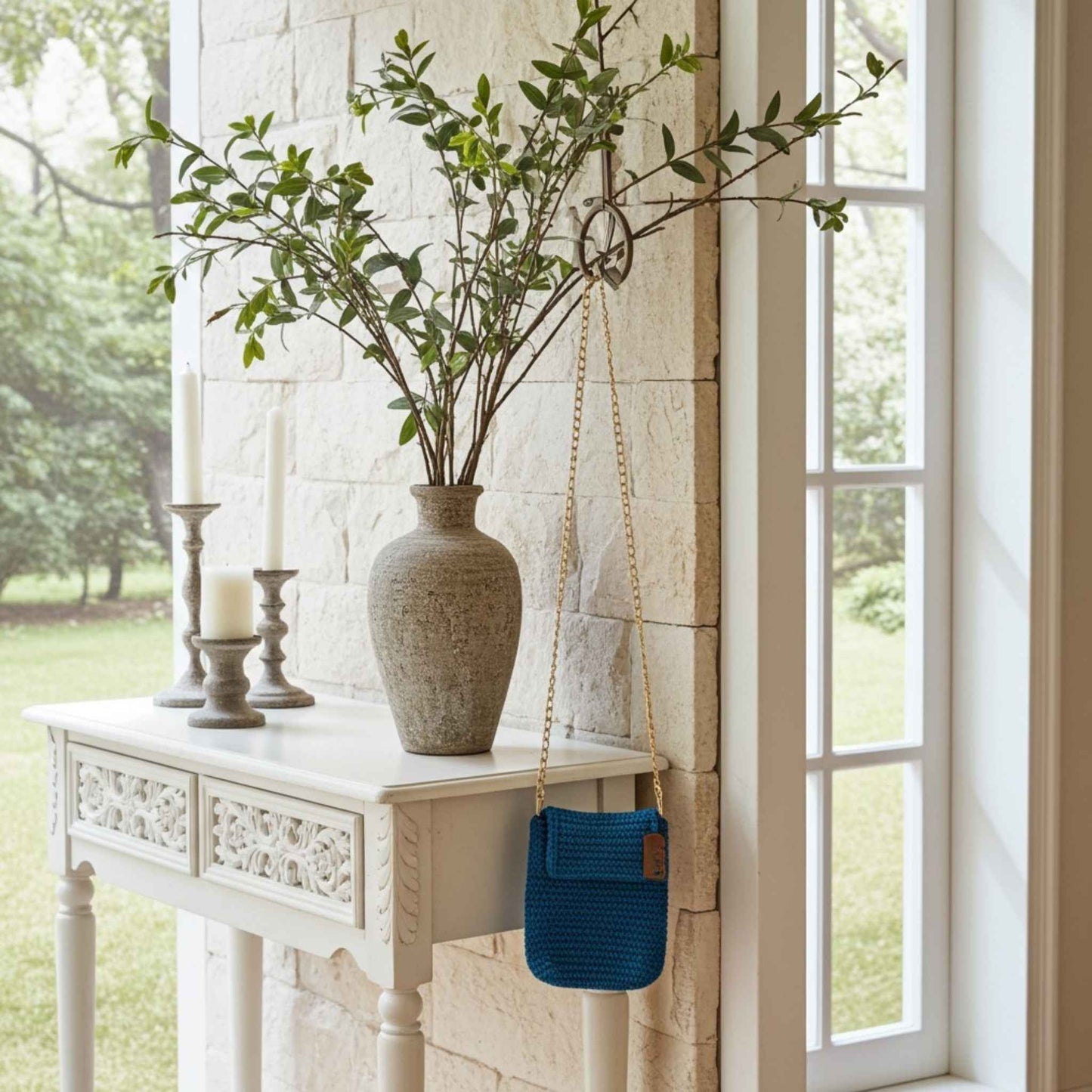 Turquoise Crochet Phone Bag – Vibrant Accessory for Everyday Use