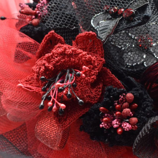 halloween-wedding-bouquet