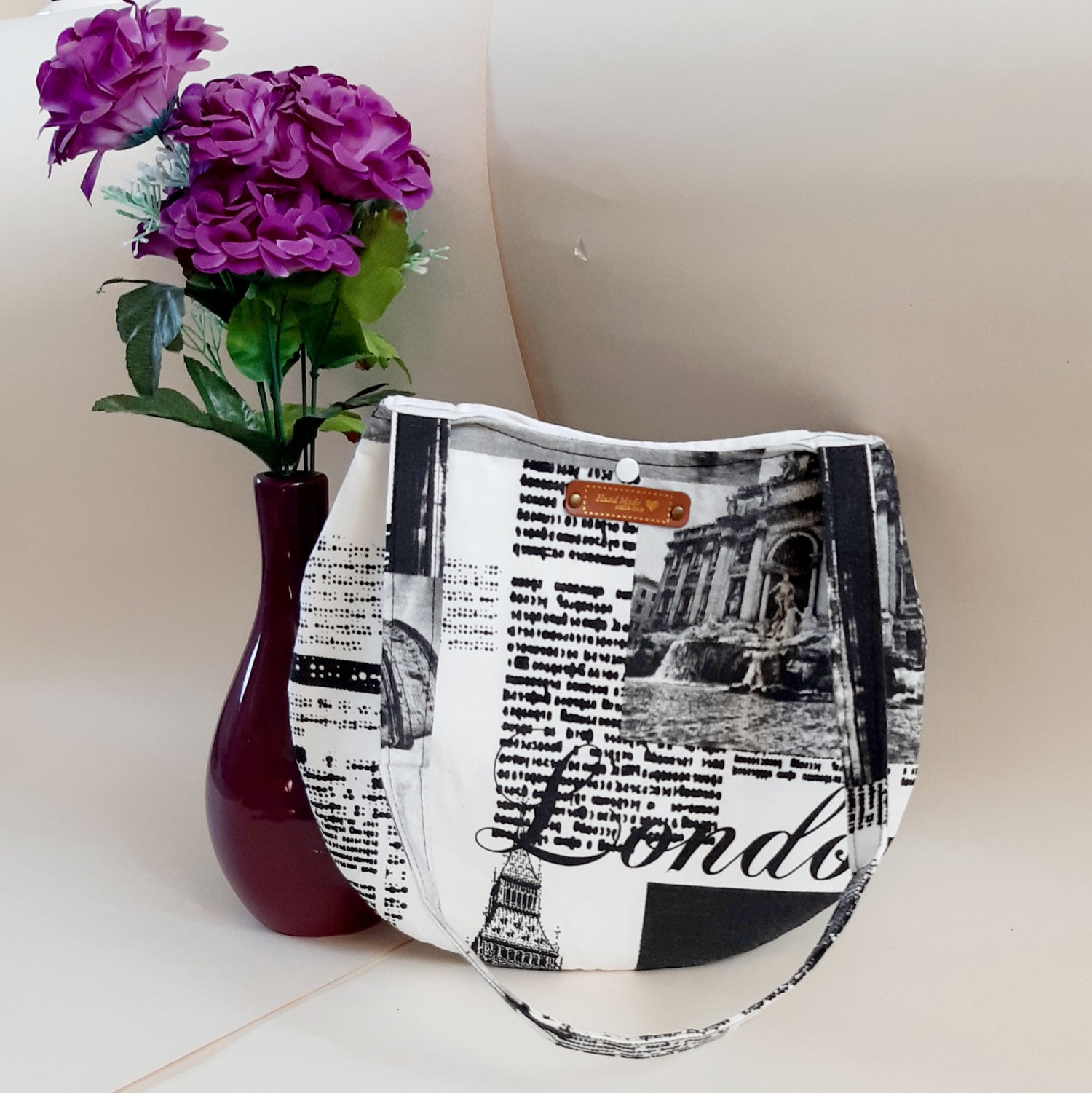 round-handbag