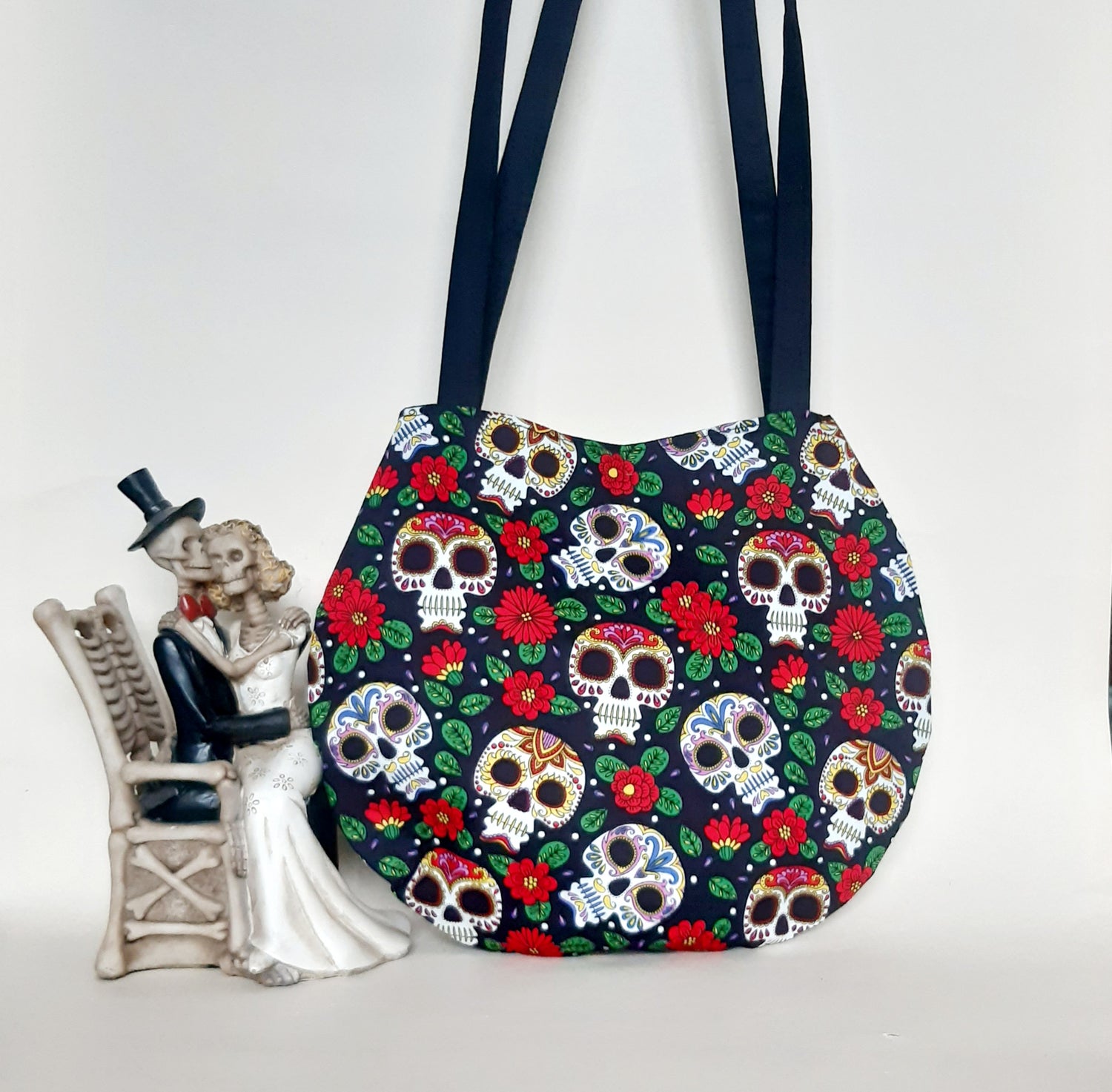 round-handbag