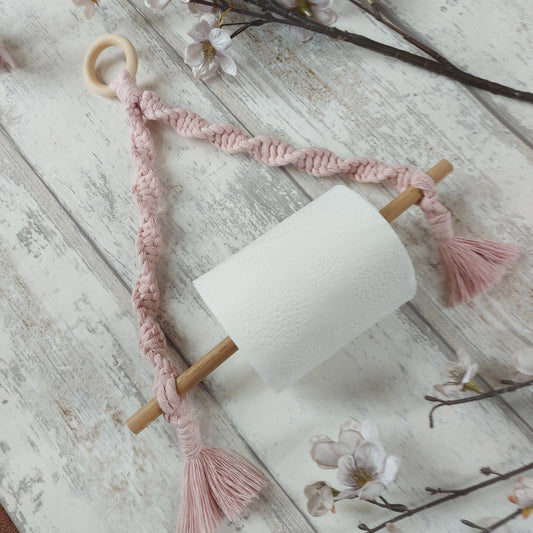 macrame-toilet-roll-holder