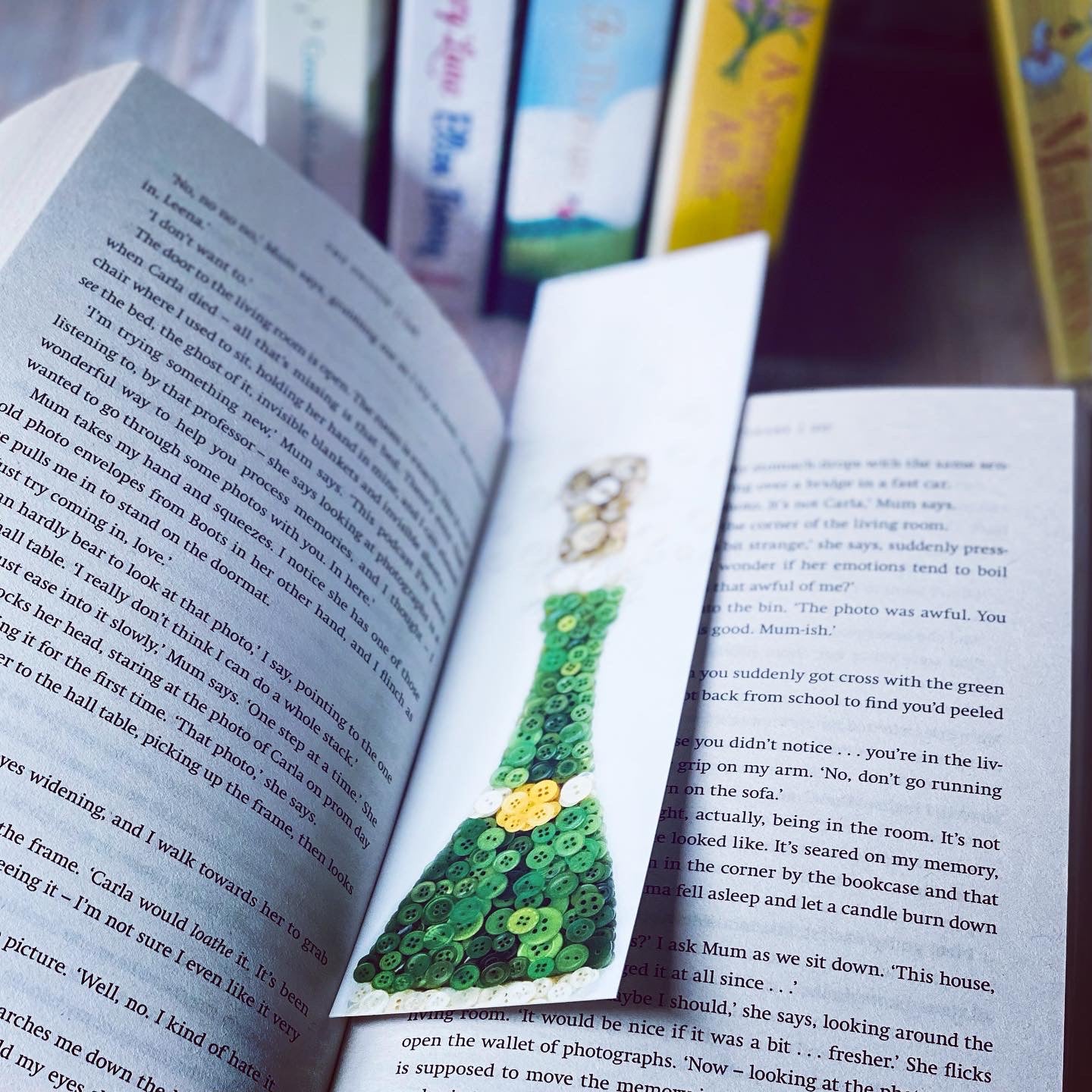 champagne-bookmark