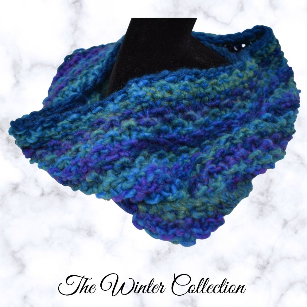 blue-knitted-scarf
