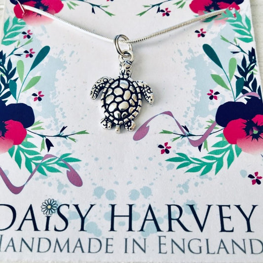Turtle Necklace, Sea Turtle Jewellery, Ocean Jewelry, Turtle Gifts, Marine Jewelry, Marine Related Gift, Turtles, Alternative Jewellery.