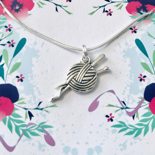 Knitters Gifts, Knitting Jewelry, Knitters Necklace, Gift For A Knitter, Crochet Necklace, Wool Gift, Knitting Needles Necklace, Craft Gift.