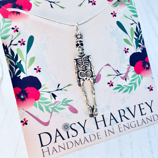 Skull Necklace, Skeleton Necklace, Goth Jewellery, Skeleton Jewelry, Skull Gifts, Bones Necklace, Alternative Gift, Teen Gift, Anatomy Gift.