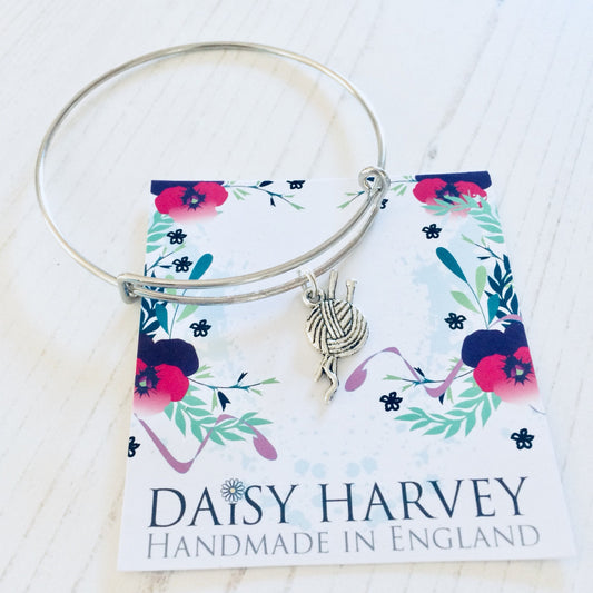 Knitting Jewellery, Knitting Bracelets, Knitting Needles Gifts, Knitters Jewelry, Yarn Jewellery, Knitting Needles Gifts, Hobby Gift ideas.