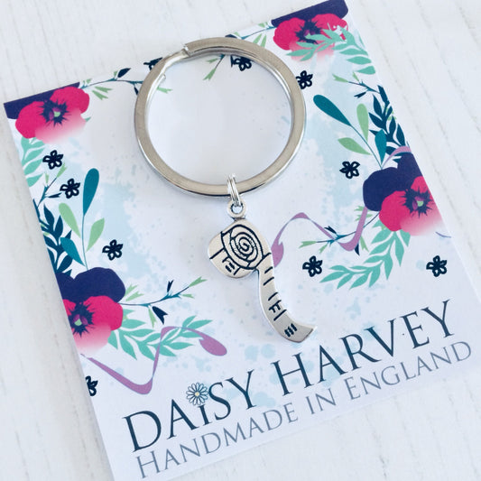 Craft Gift, Love To Sew Keychain, Quilter Keyring, Crafter Gift Ideas, Fabric Lover, Fabric Collector, Sewing Present For Her, Stocking.