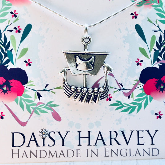 Viking Ship Necklace, Viking Boat Necklace, Viking Jewelry, Viking Jewellery, Boat Jewelry, Geeky Necklace, Alternative Gift Ideas, Boats.