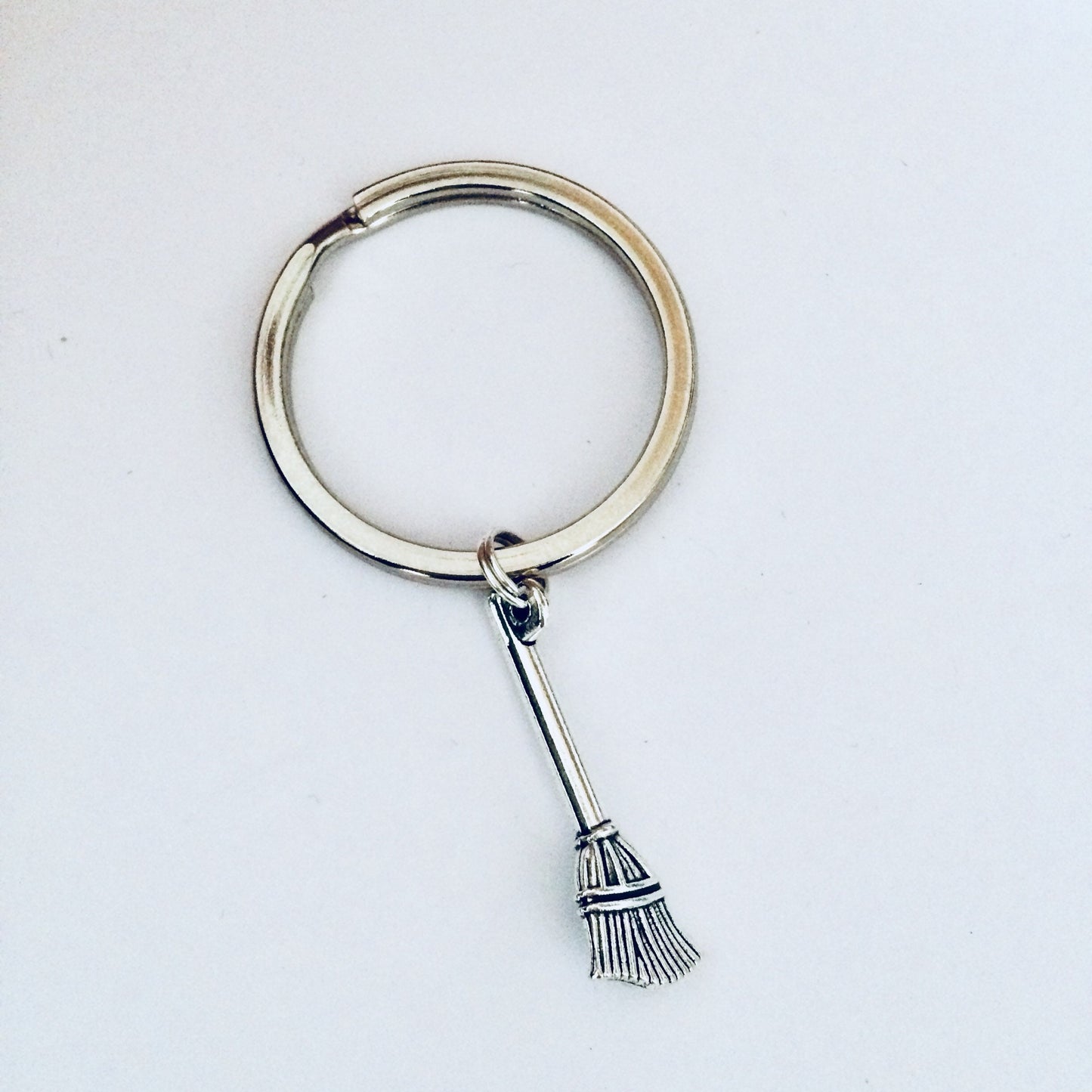 Broomstick Keychain, Witch Related Gifts, Broomstick Keyring, Pagan Gift, Witchy Gift, Witchcraft Keychain, Witch Accessories, Halloween.