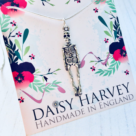 Skull Necklace, Skeleton Necklace, Goth Jewellery, Skeleton Jewelry, Skull Gifts, Bones Necklace, Alternative Gift, Teen Gift, Anatomy Gift.
