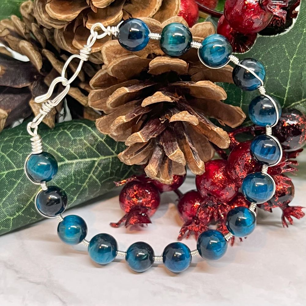 wire-bracelet